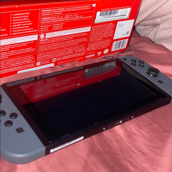Nintendo switch - Picture 3 of 12
